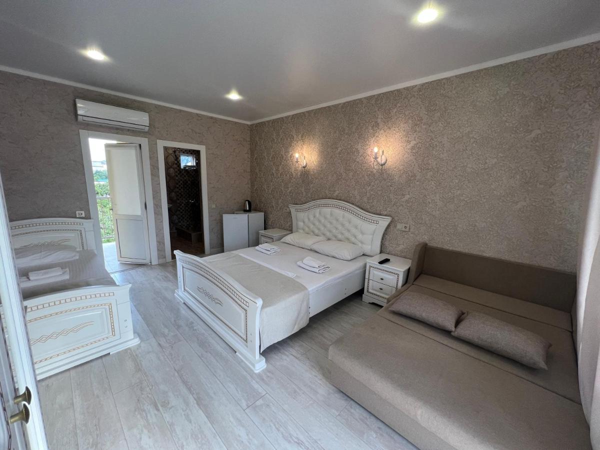 Gostievoi Dom Meri New Athos Exterior photo