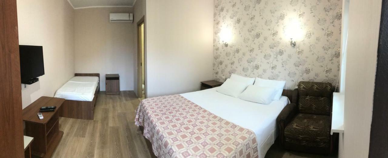 Gostievoi Dom Meri New Athos Exterior photo